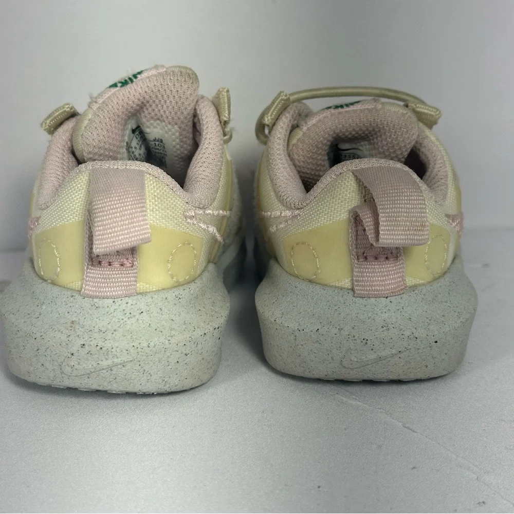 Baby Nike Crater Impact Sneakers‎ Pink Cream Size 4C
